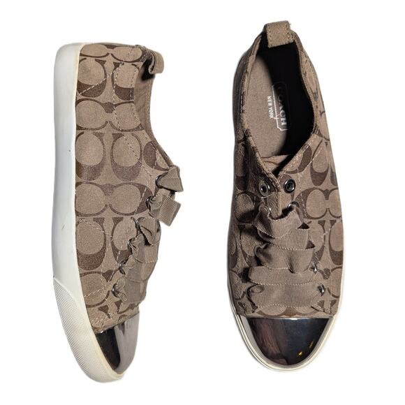 Coach Makayla Beige Suede Logo Stamped Silver Cap Toe Lace-Up Sneakers Sz 6.5 - Picture 1 of 7
